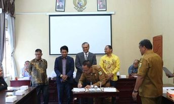 Pemerintah Bersama DPRD Pakpak Bharat Menandatangani Pakta Integritas ...